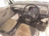 Honda ACTY TRUCK лот № 70324 оценка 3.5  с аукциона в Японии 2