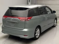 Toyota ESTIMA лот № 4369 оценка R  с аукциона в Японии 1