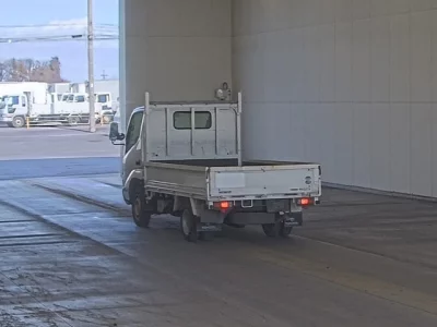 Toyota DYNA  с аукциона в Японии