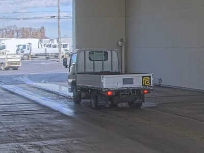 Isuzu ELF  с аукциона в Японии