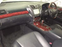 Lexus LS лот № 70387 оценка 3.5  с аукциона в Японии 3