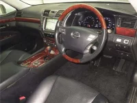 Lexus LS лот № 70387 оценка 3.5  с аукциона в Японии 2
