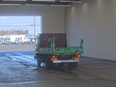 Isuzu FORWARD  с аукциона в Японии