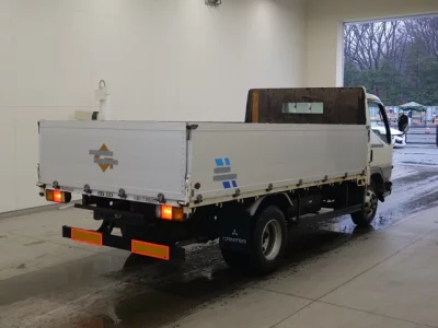 Mitsubishi CANTER  с аукциона в Японии
