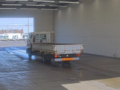 Isuzu FORWARD  с аукциона в Японии
