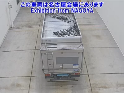 Toyota DYNA  с аукциона в Японии