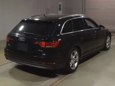 Audi A4  с аукциона в Японии