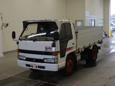 Isuzu ELF  с аукциона в Японии