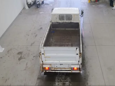 Isuzu ELF  с аукциона в Японии