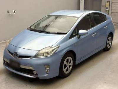 Toyota PRIUS PHV  с аукциона в Японии