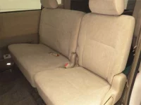 Toyota NOAH лот № 70429 оценка 3.5  с аукциона в Японии 6