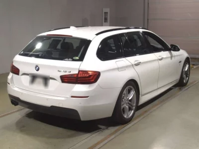 BMW 5-Series  с аукциона в Японии