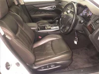 Nissan FUGA лот № 70431 оценка 3.5  с аукциона в Японии 4