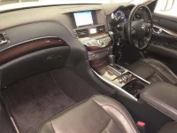 Nissan FUGA лот № 70431 оценка 3.5  с аукциона в Японии 3