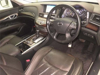 Nissan FUGA  с аукциона в Японии