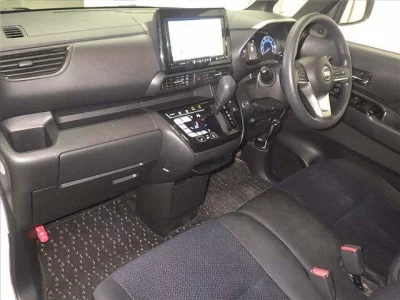 Nissan ROOX  с аукциона в Японии