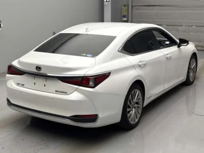 Lexus ES  с аукциона в Японии
