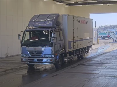 Nissan TRUCK  с аукциона в Японии