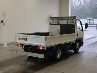 Mitsubishi CANTER  с аукциона в Японии