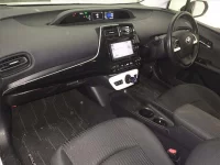 Toyota PRIUS лот № 70448 оценка 3.5  с аукциона в Японии 3