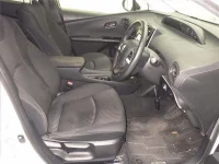 Toyota PRIUS лот № 70448 оценка 3.5  с аукциона в Японии 4