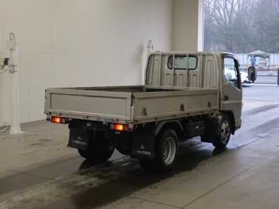 Mitsubishi CANTER  с аукциона в Японии