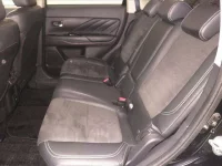 Mitsubishi OUTLANDER PHEV лот № 20072 оценка 4  с аукциона в Японии 6