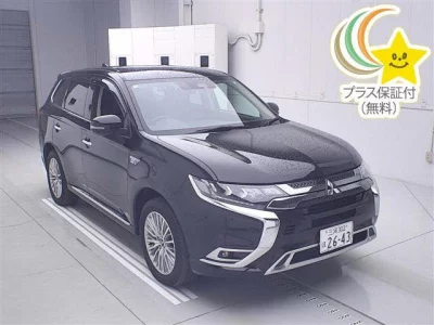 Mitsubishi OUTLANDER PHEV  с аукциона в Японии