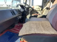 Isuzu FORWARD лот № 3338 оценка 3  с аукциона в Японии 4