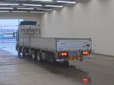 Nissan QUON  с аукциона в Японии