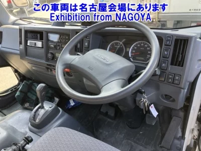 Isuzu ELF  с аукциона в Японии