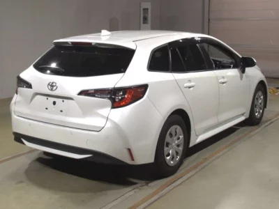 Toyota COROLLA TOURING  с аукциона в Японии