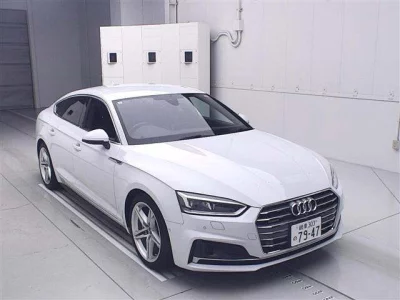 Audi A5  с аукциона в Японии