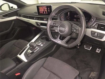 Audi A5  с аукциона в Японии