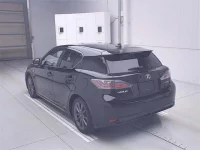 Lexus CT лот № 70501 оценка 3  с аукциона в Японии 1