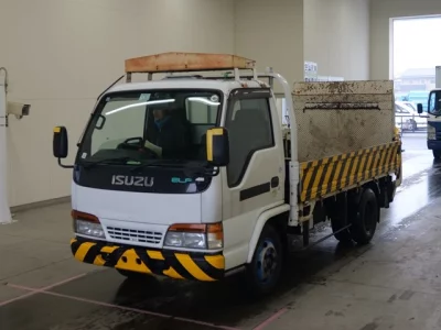 Isuzu ELF  с аукциона в Японии