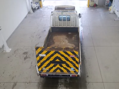 Isuzu ELF  с аукциона в Японии