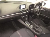 Mazda AXELA лот № 70512 оценка 4  с аукциона в Японии 3