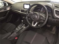 Mazda AXELA лот № 70512 оценка 4  с аукциона в Японии 2