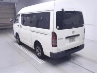 Toyota HIACE VAN лот № 60016 оценка 3  с аукциона в Японии 1