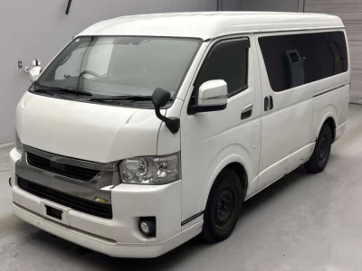 Toyota HIACE VAN  с аукциона в Японии
