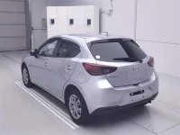 Mazda MAZDA2 лот № 70538 оценка 4  с аукциона в Японии 1