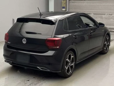 Volkswagen POLO  с аукциона в Японии