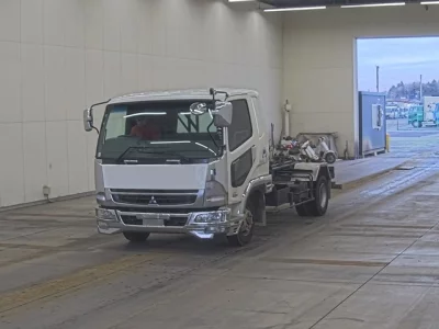 Mitsubishi FUSO FIGHTER