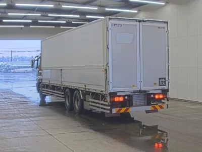 Mitsubishi SUPER GREAT  с аукциона в Японии