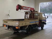 Toyota DYNA лот № 1375 оценка 3  с аукциона в Японии 1