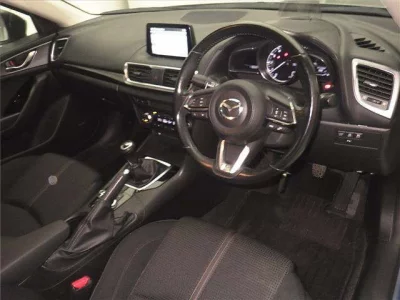 Mazda AXELA  с аукциона в Японии