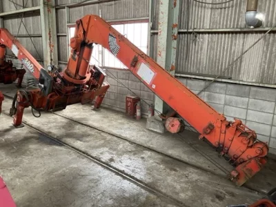 OTHERS UNIC CRANE
