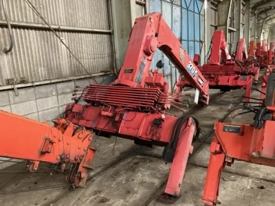 OTHERS UNIC CRANE
