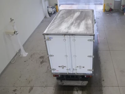 Isuzu ELF  с аукциона в Японии